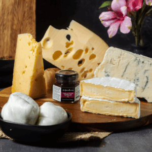 Seleção Especial 5 Famílias Queijeiras + Mini Bandeja de Presente